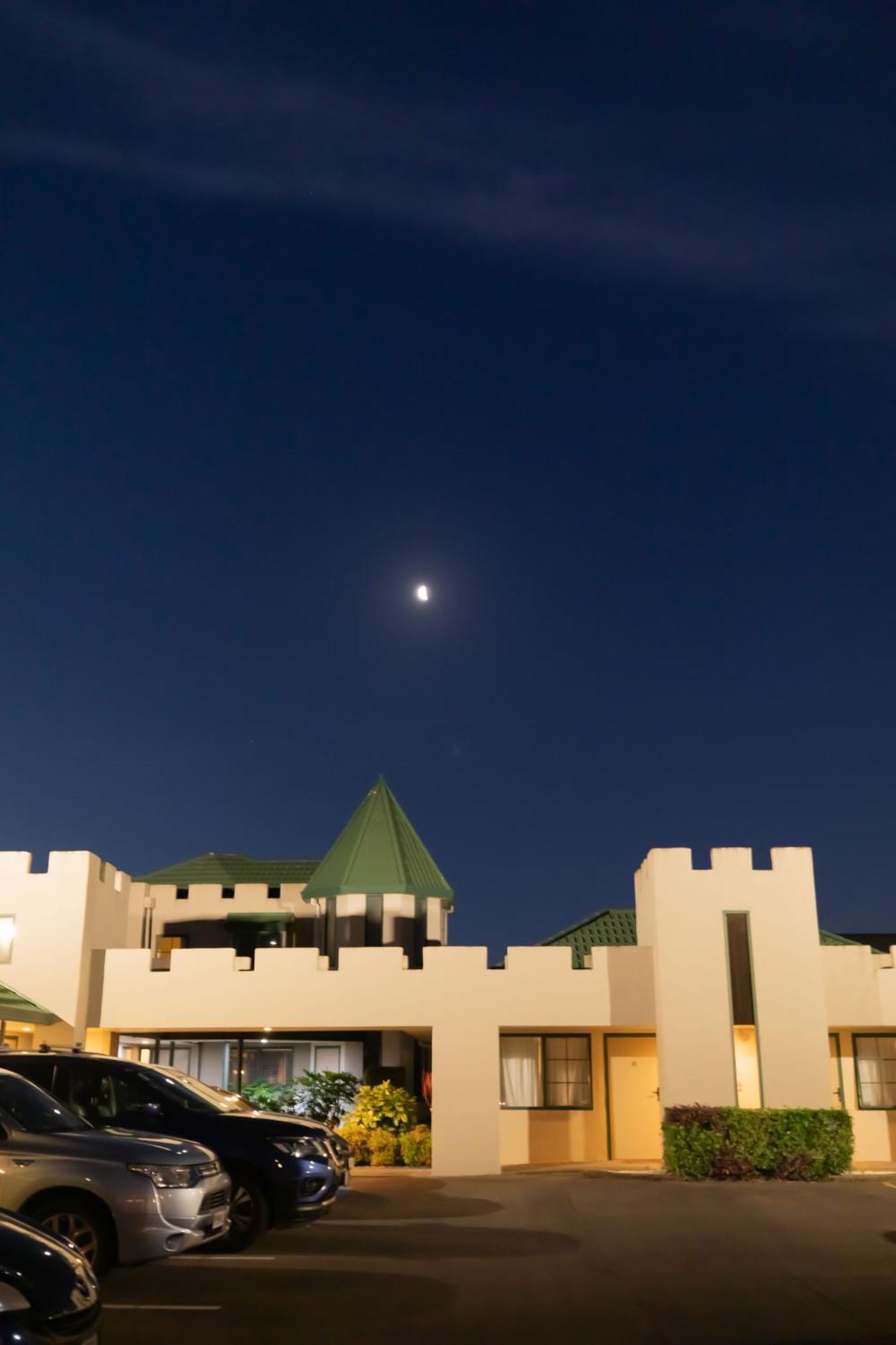 Camelot Motor Lodge And Conference Centre Палмерстон-Норт Екстер'єр фото